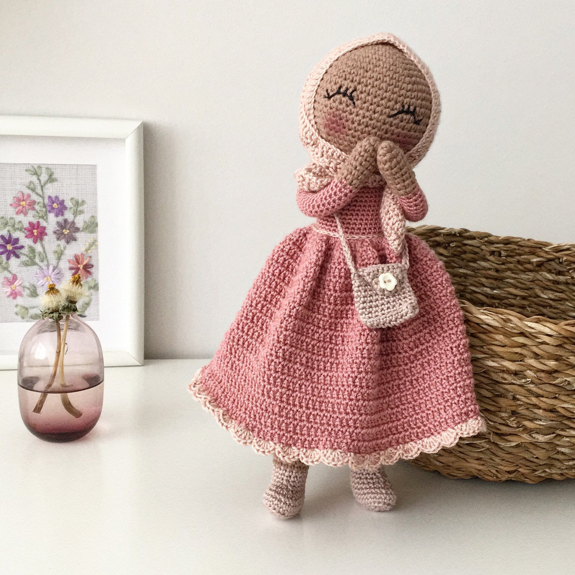 Handmade Hijab Doll: Crochet Muslim Gift, Ramadan Eid Present