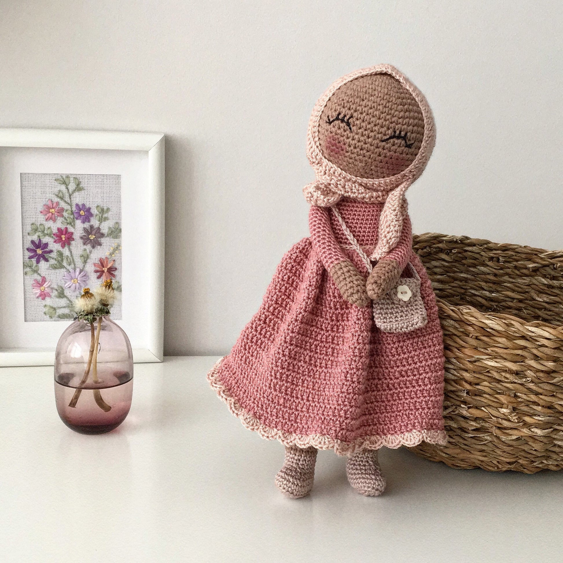 Handmade Hijab Doll: Crochet Muslim Gift, Ramadan Eid Present