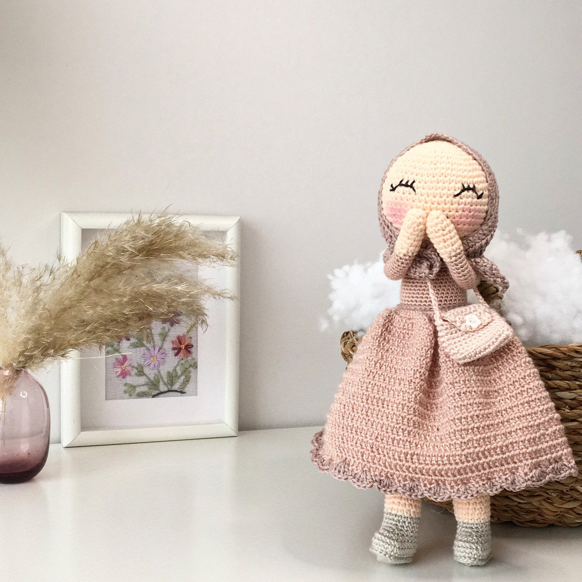 Handmade Hijab Doll: Amigurumi Muslim Gift for Eid