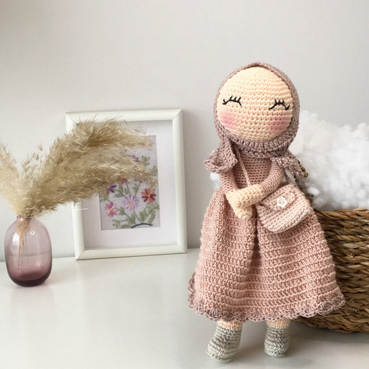 Handmade Hijab Doll: Amigurumi Muslim Gift for Eid