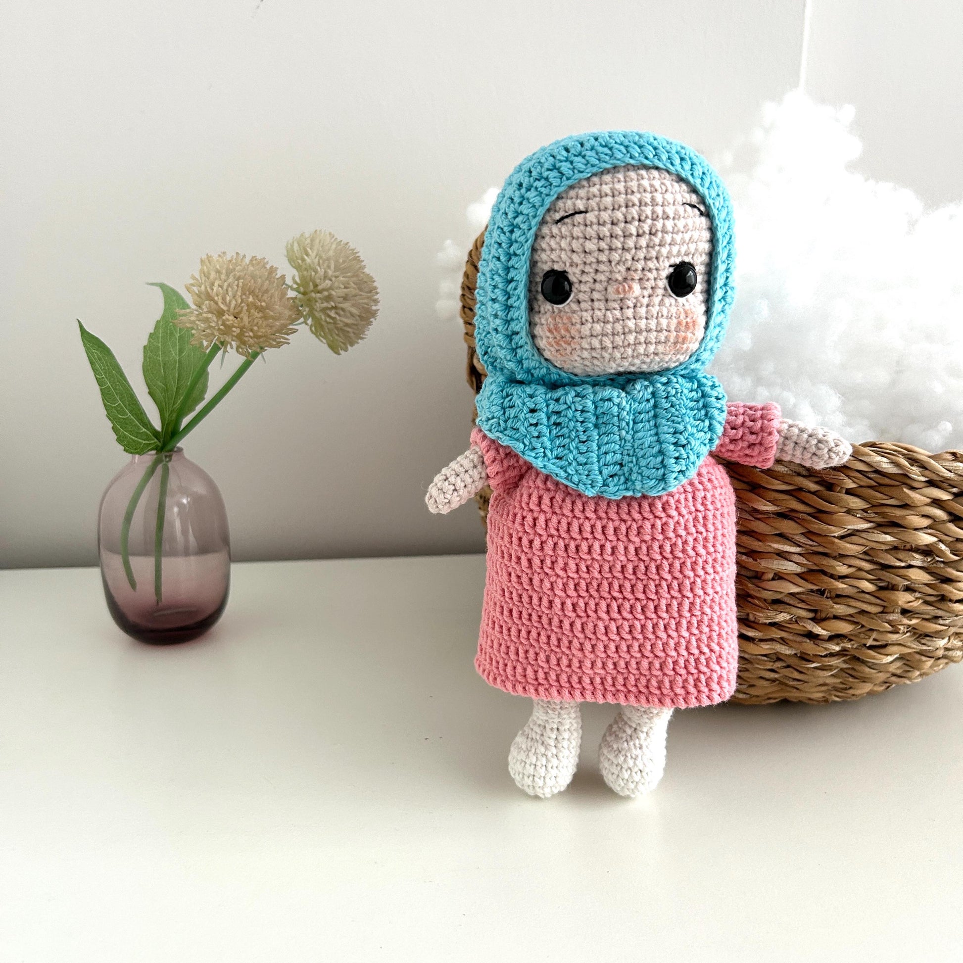 Handmade Crochet Hijab Doll: Muslim Ramadan Gift