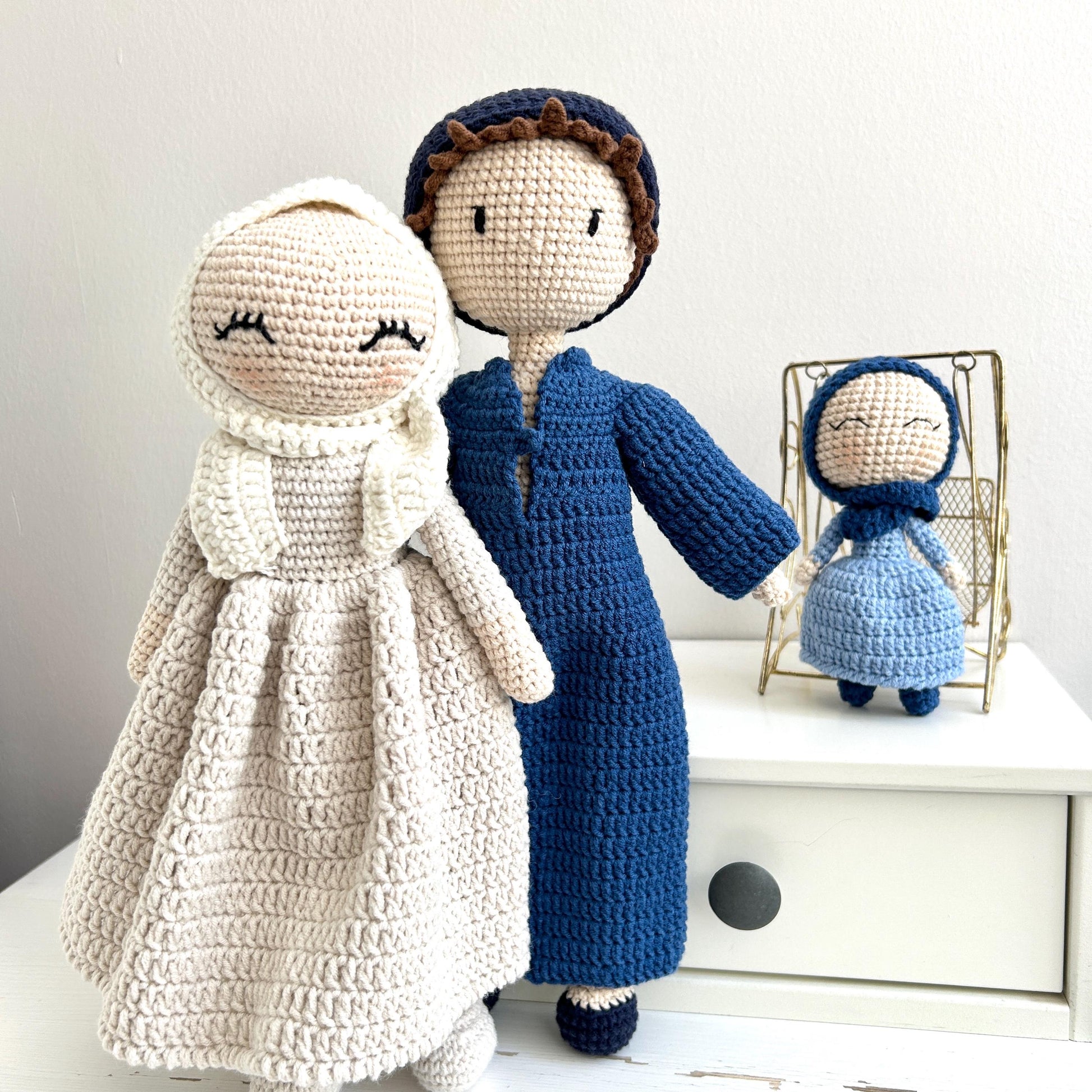 Crochet Muslim Doll Set: Handmade Cotton Amigurumi Ramadan Gift