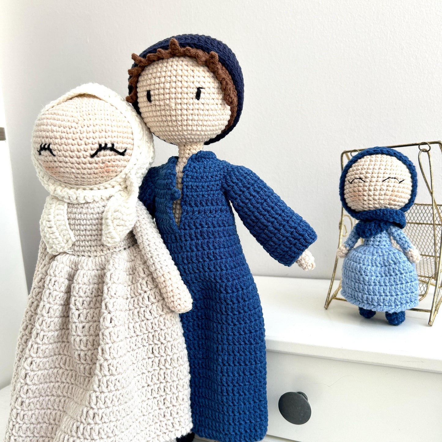 Crochet Muslim Doll Set: Handmade Cotton Amigurumi Ramadan Gift